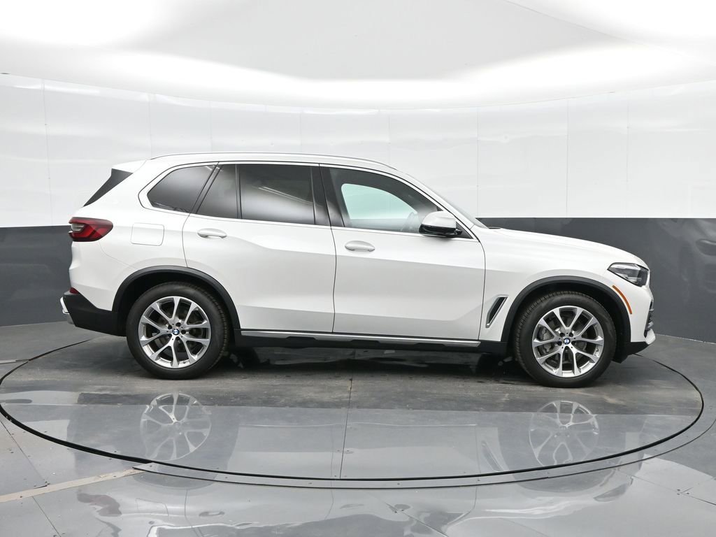 Used 2023 BMW X5 xDrive40i w/ Premium Package image 10
