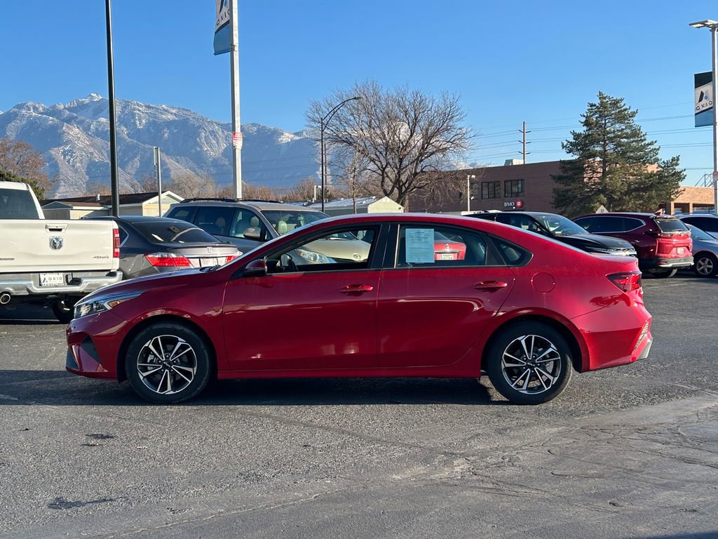 Used 2024 Kia Forte LXS w/ LXS Technology Package image 7