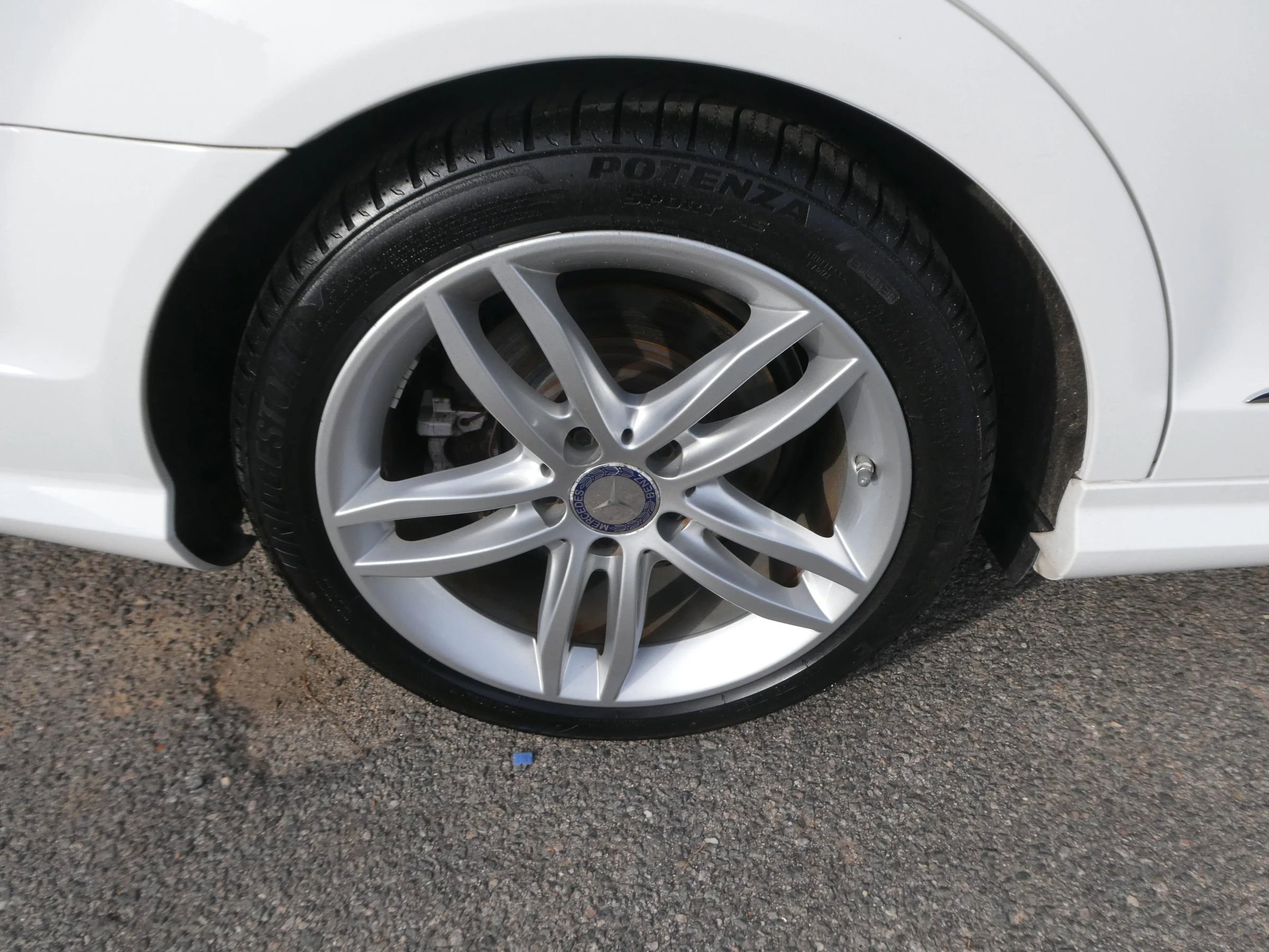 Used 2014 Mercedes-Benz C 250 Sedan image 33