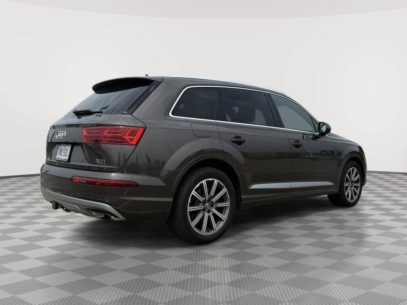 Used 2018 Audi Q7 3.0T Prestige w/ Prestige Package AWD/4WD image 6