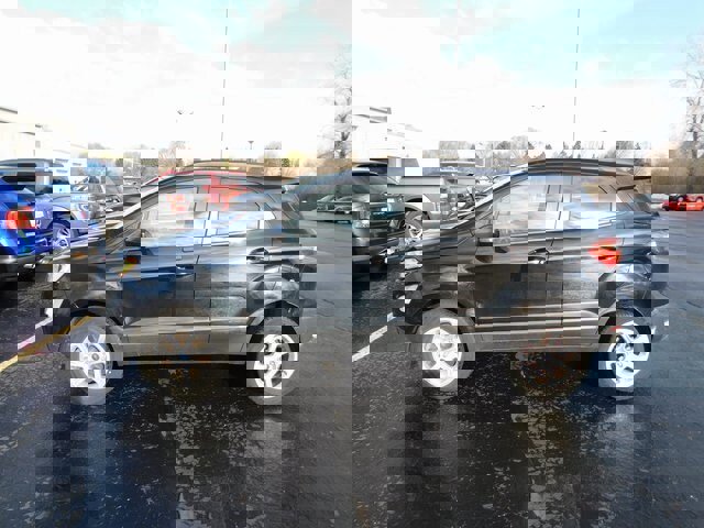 Used 2021 Ford EcoSport SE image 5