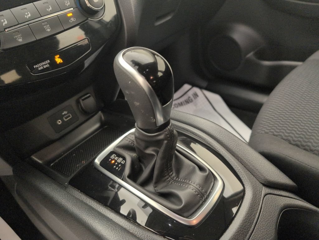 Used 2020 Nissan Rogue Sport S FWD image 28