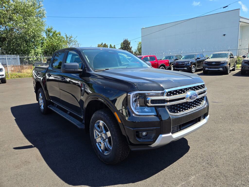 New 2025 Ford Ranger XLT w/ Chrome Accent Package AWD/4WD image 3