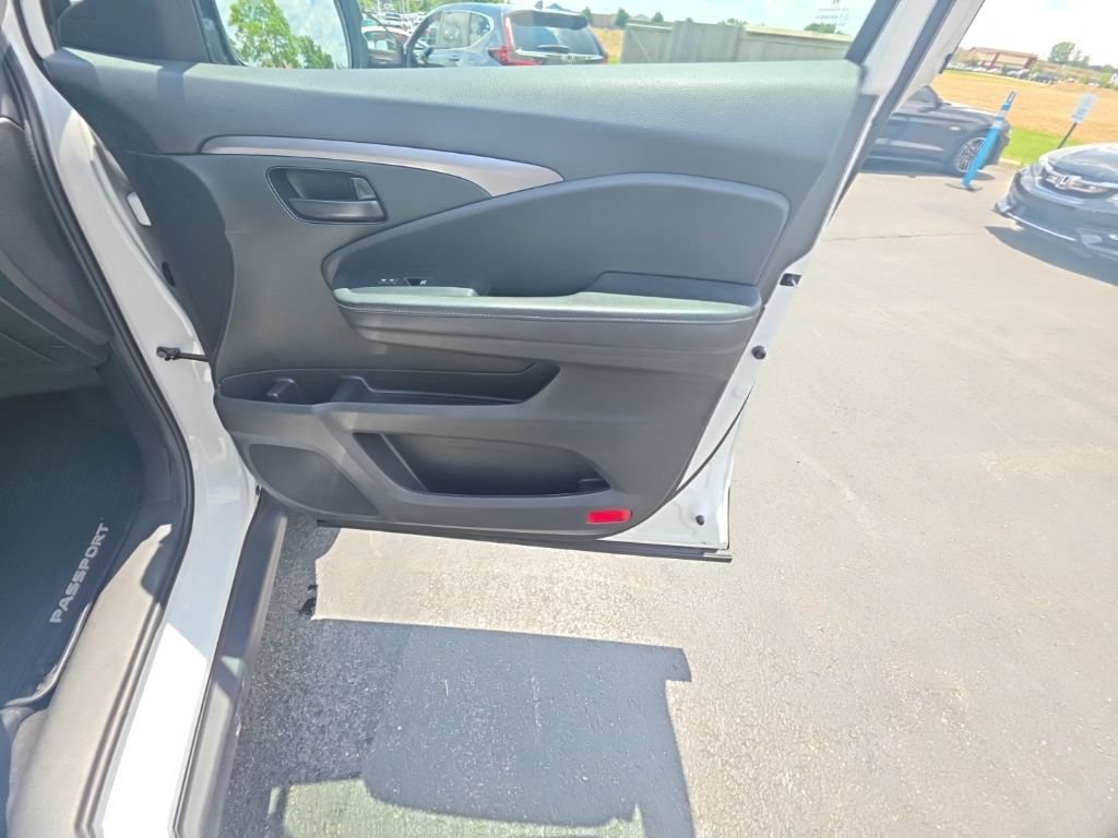 Used 2023 Honda Passport EX-L image 33