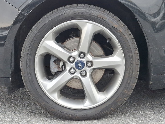 Used 2014 Ford Fusion SE w/ Equipment Group 201A image 9