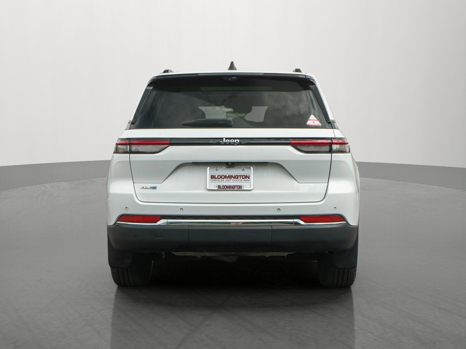 Used 2022 Jeep Grand Cherokee Limited 4xe w/ Luxury Tech Group II AWD/4WD image 6
