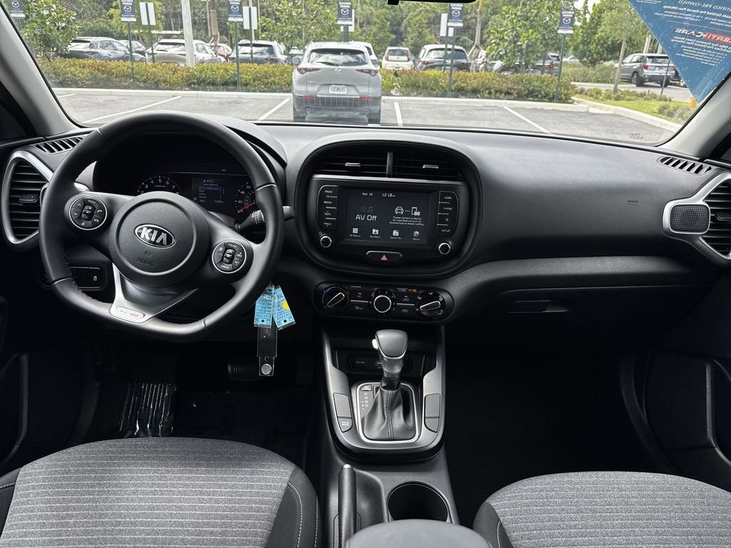 Used 2021 Kia Soul GT-Line image 14