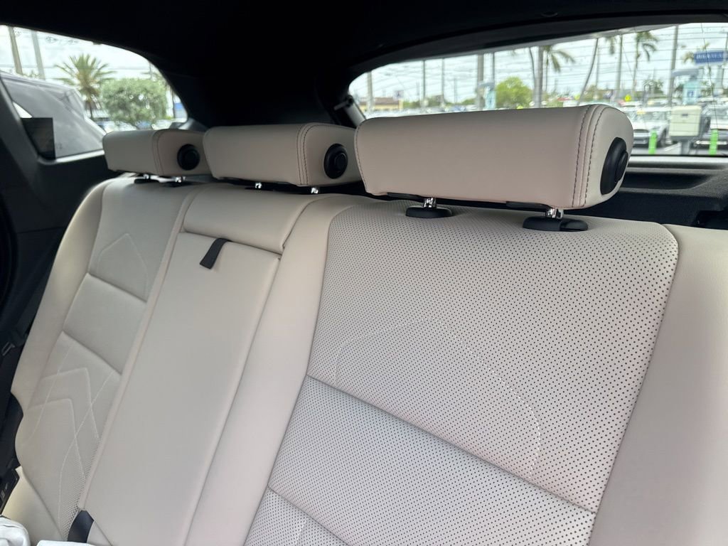 Used 2024 BMW X1 xDrive28i w/ Premium Package image 7