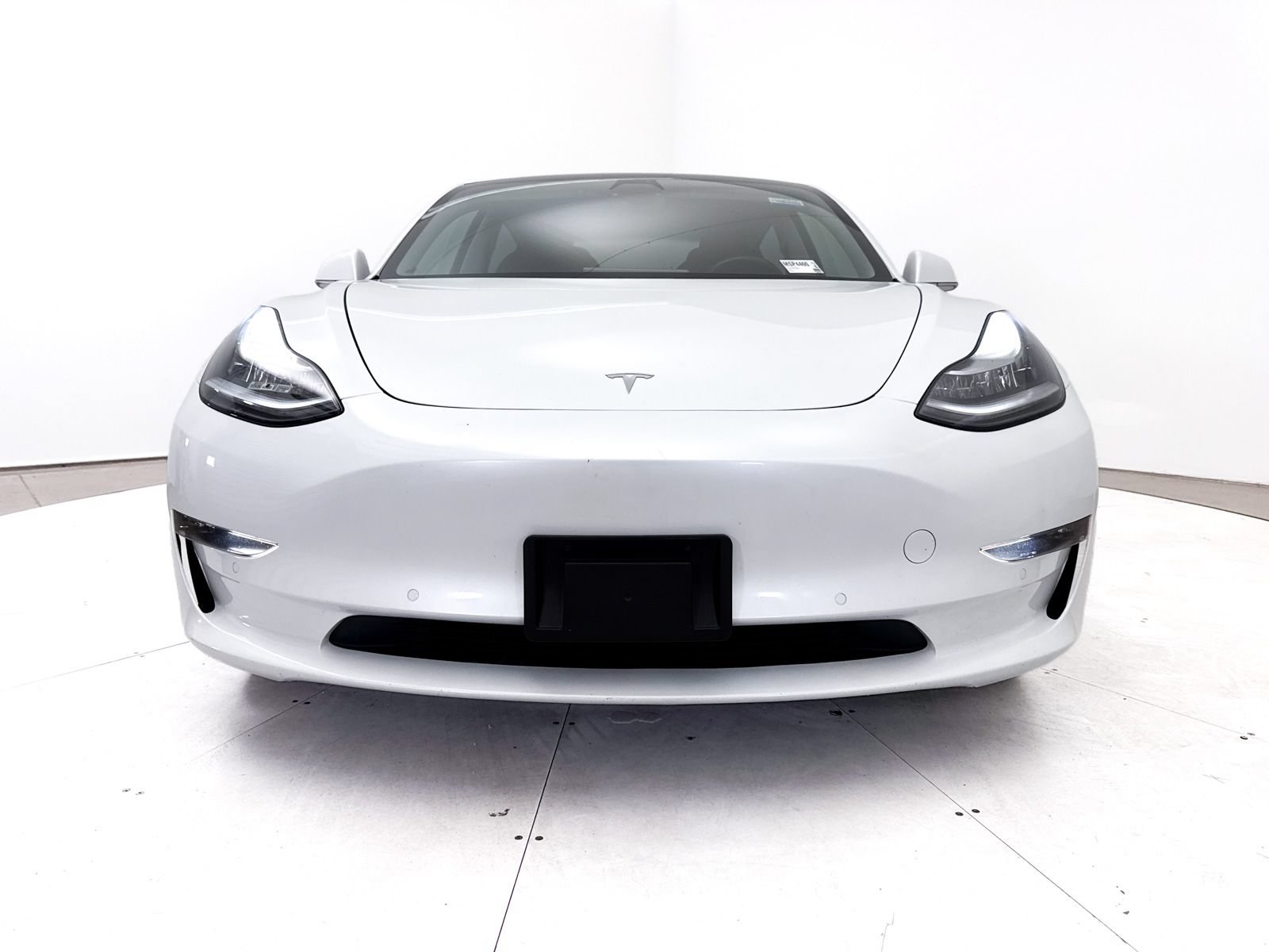 Used 2018 Tesla Model 3 Long Range RWD image 13