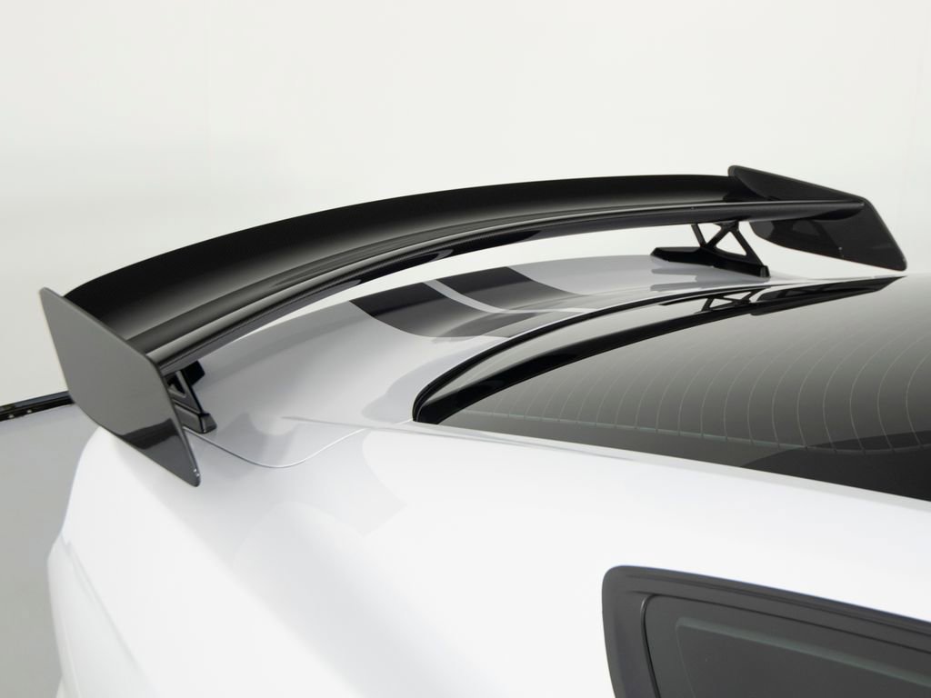 Used 2022 Ford Mustang Shelby GT500 w/ Carbon Fiber Track Pack image 44