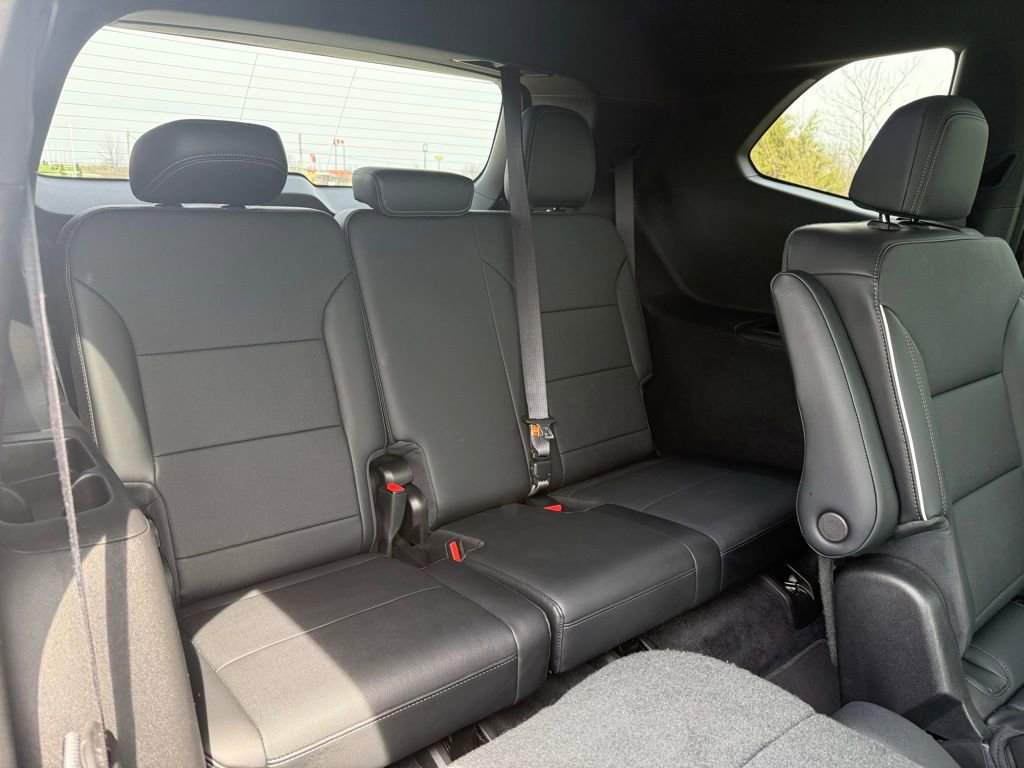 Used 2025 Buick Enclave Preferred image 16