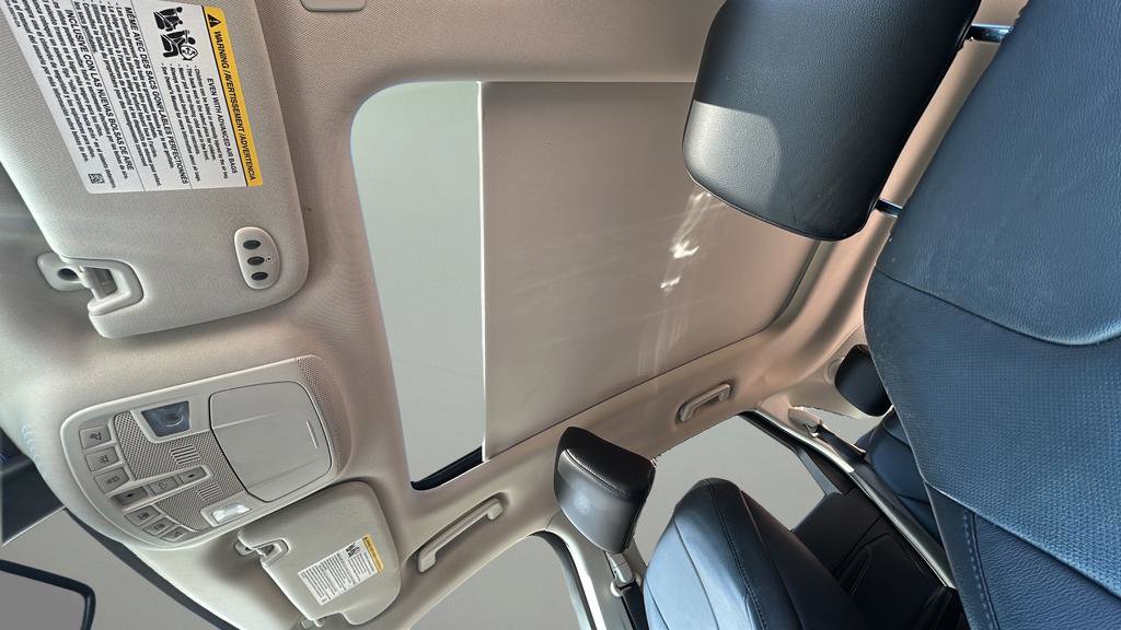 Used 2020 Ford Edge Titanium w/ Equipment Group 301A image 14