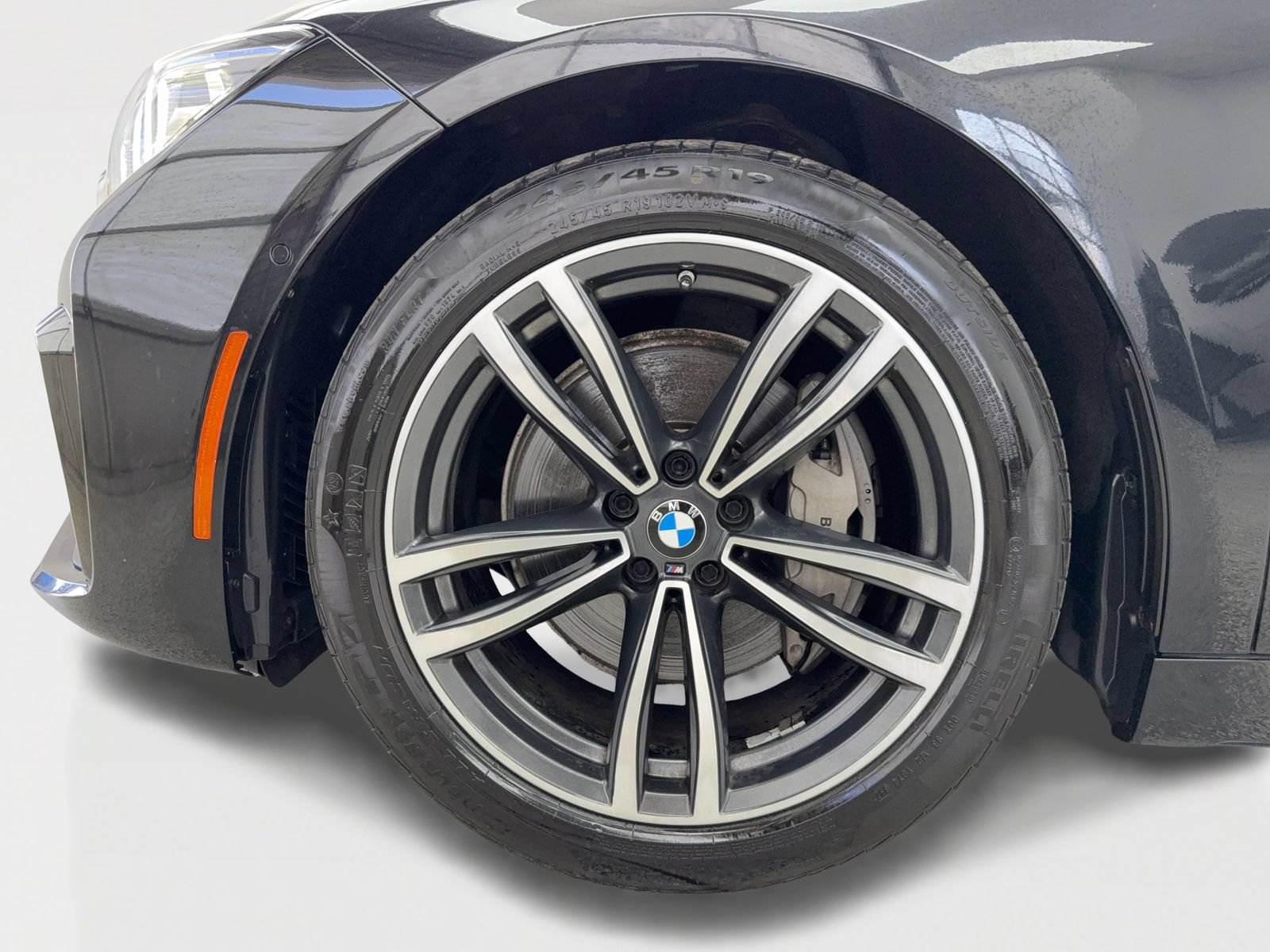 Used 2020 BMW 740i xDrive w/ M Sport Package AWD/4WD image 49