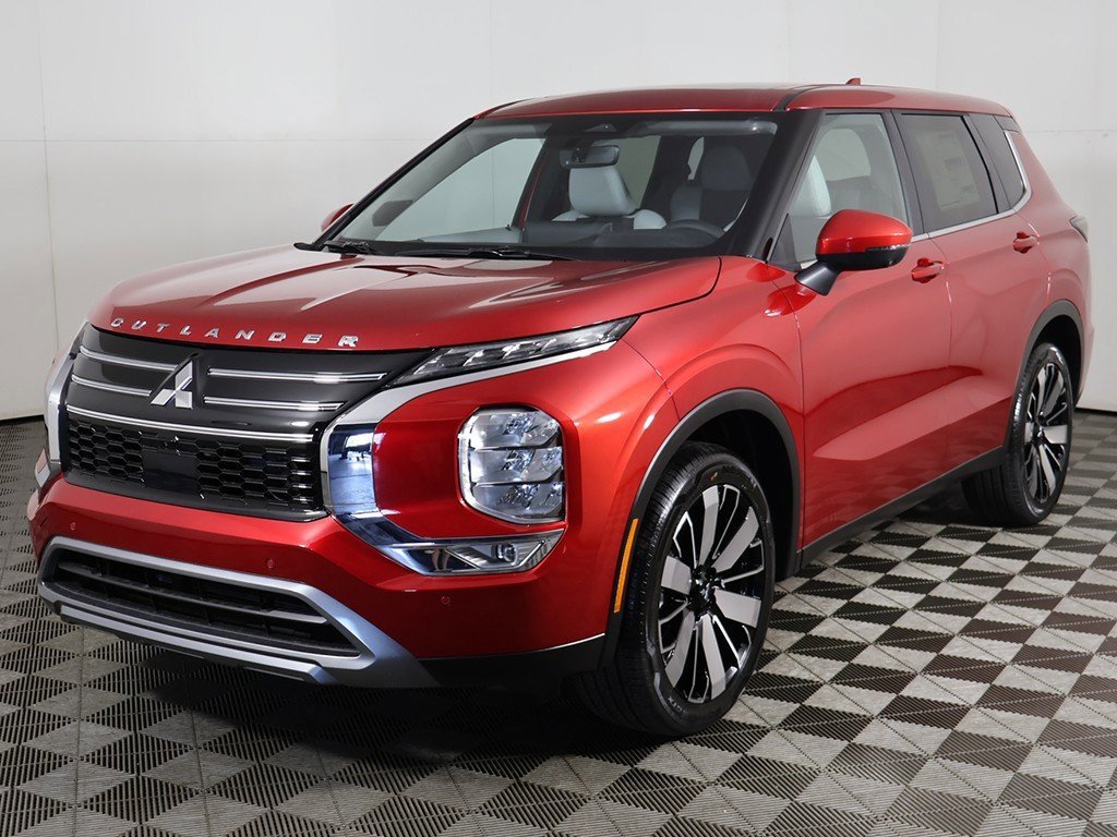 New 2025 Mitsubishi Outlander SE image 11