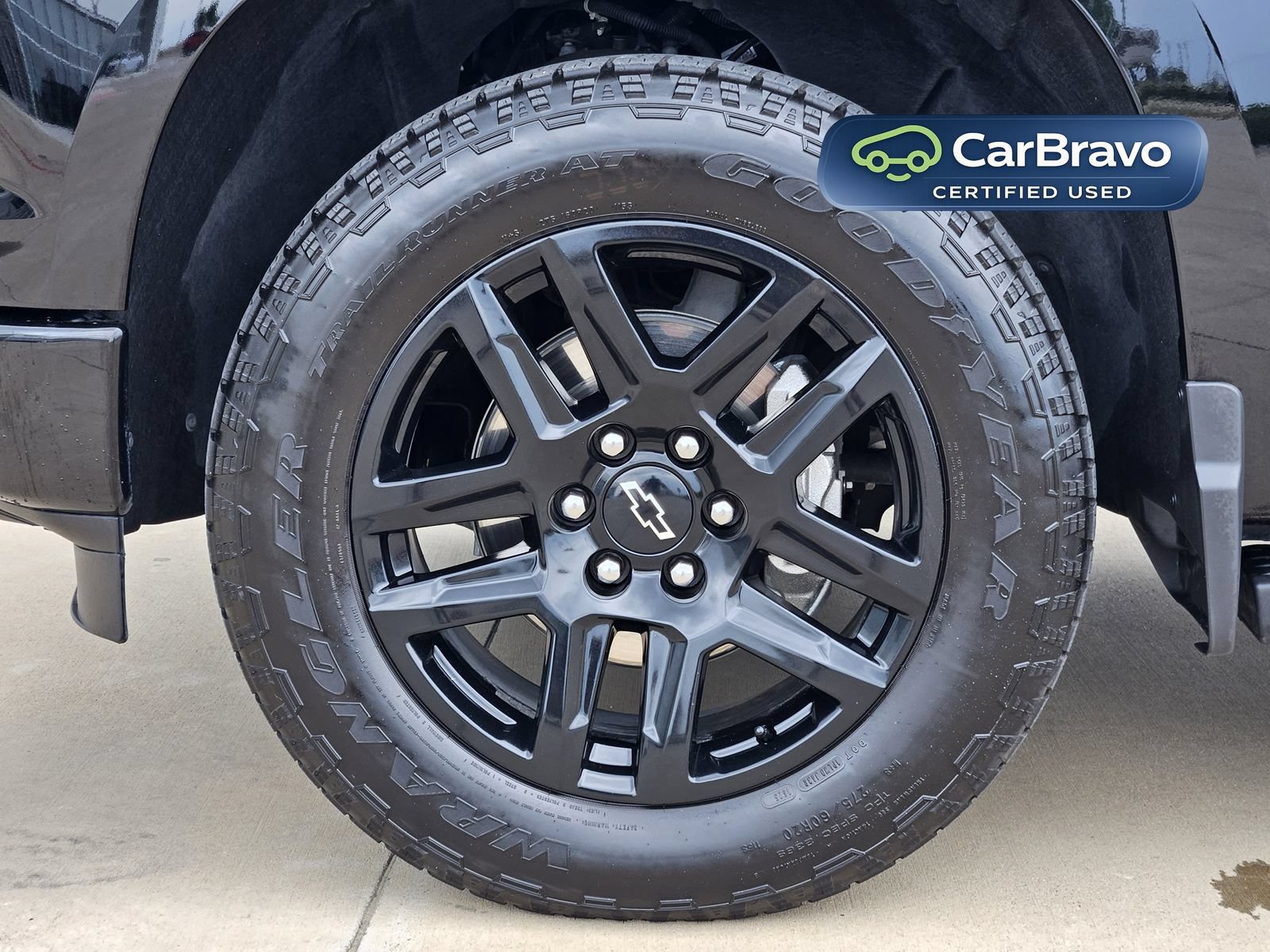 Certified 2025 Chevrolet Silverado 1500 High Country w/ Midnight Edition AWD/4WD image 13