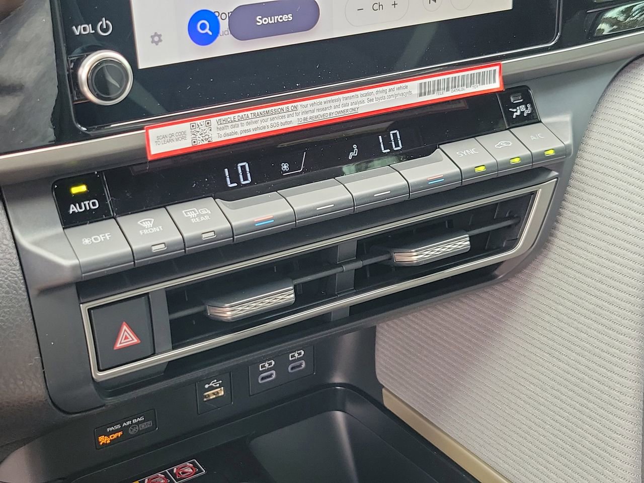 New 2026 Toyota Camry SE FWD image 25