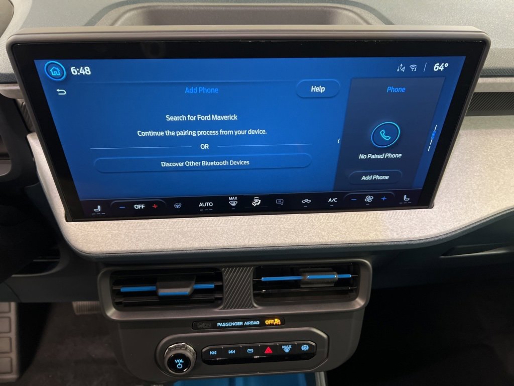 New 2025 Ford Maverick XLT w/ XLT Luxury Package image 10