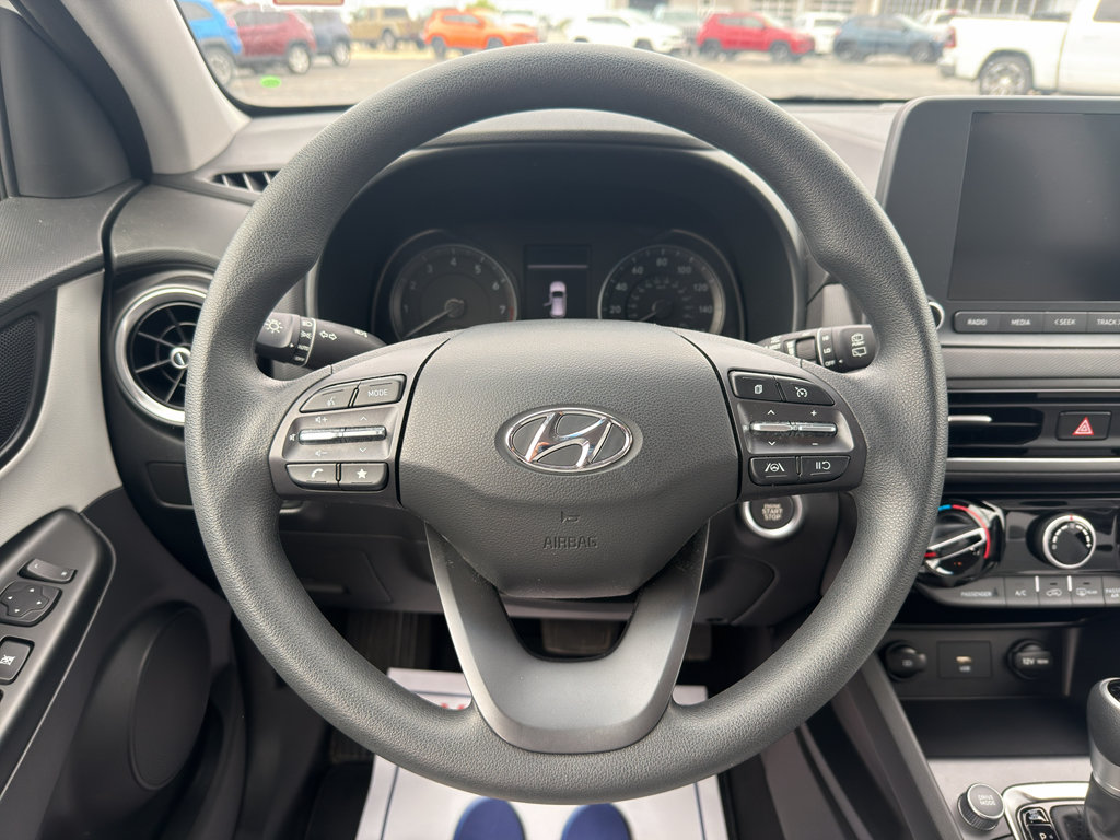 Used 2023 Hyundai Kona SEL AWD/4WD image 15