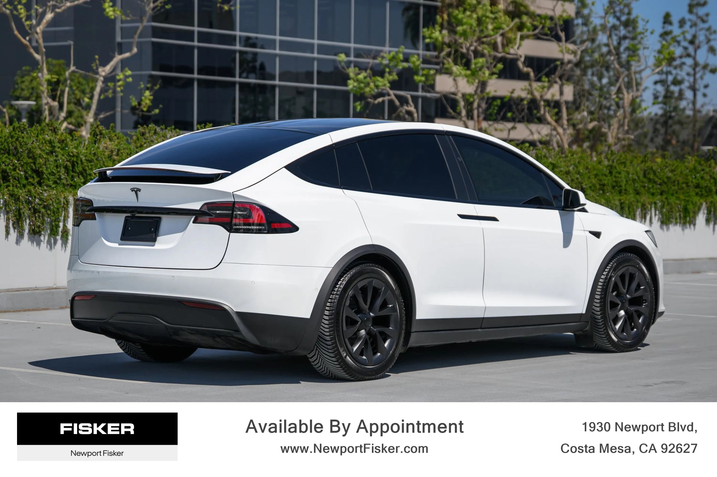 Used 2022 Tesla Model X image 8