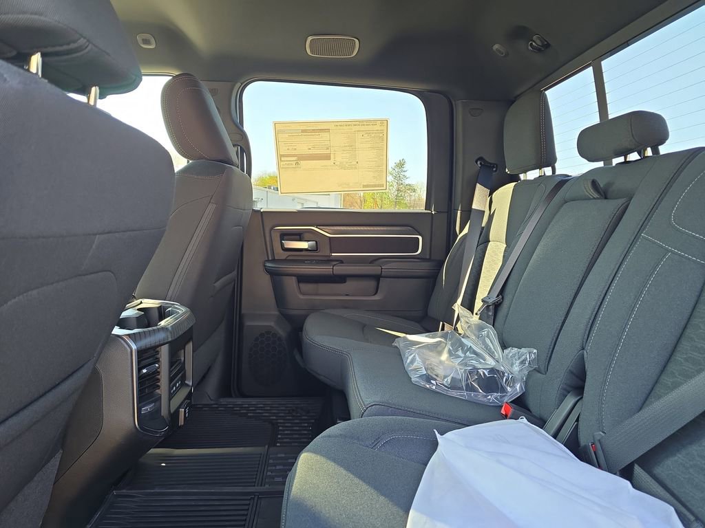 New 2026 RAM 2500 Big Horn AWD/4WD image 26