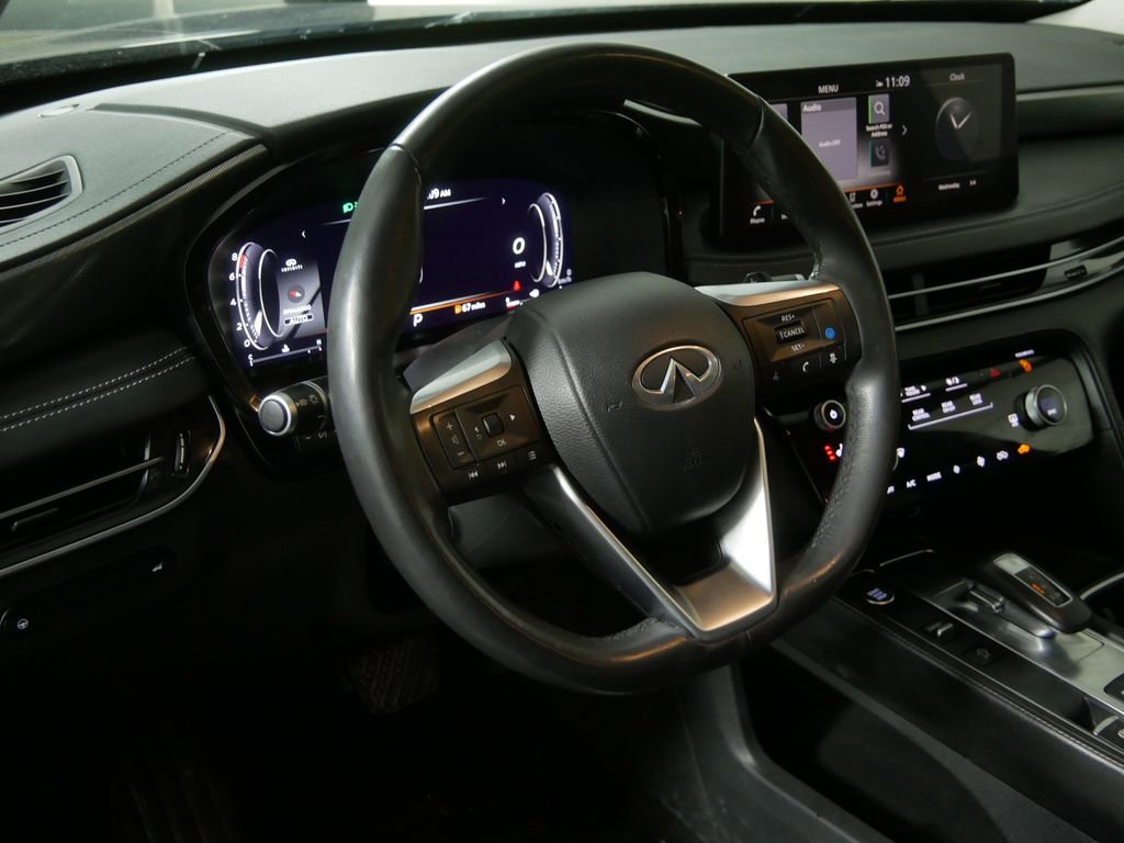 Used 2023 INFINITI QX60 Luxe image 11