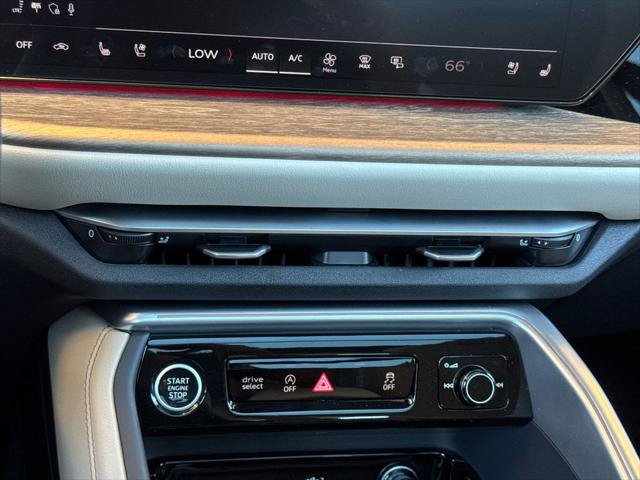 Certified 2025 Audi Q5 Prestige AWD/4WD image 27
