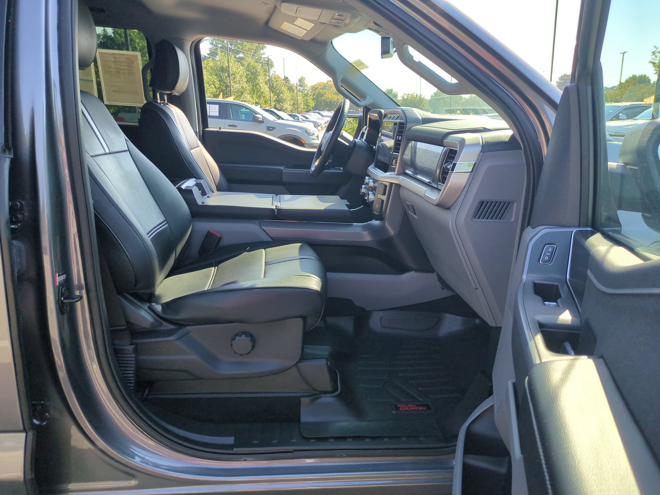 Certified 2023 Ford F150 Lightning XLT AWD/4WD image 39