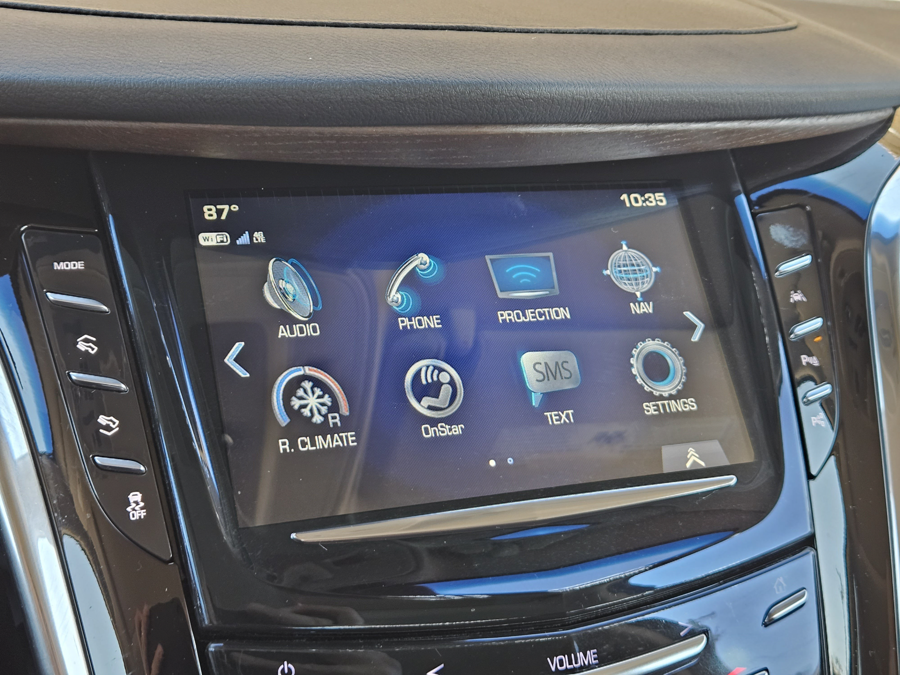 Used 2017 Cadillac Escalade Luxury RWD image 19