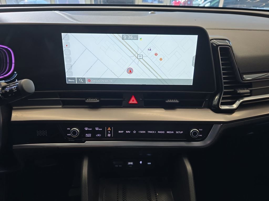 Certified 2025 Kia Sportage EX image 25