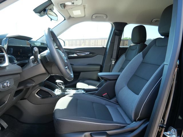 Used 2026 Chevrolet TrailBlazer LT w/ LT Cold Weather Package AWD/4WD image 11