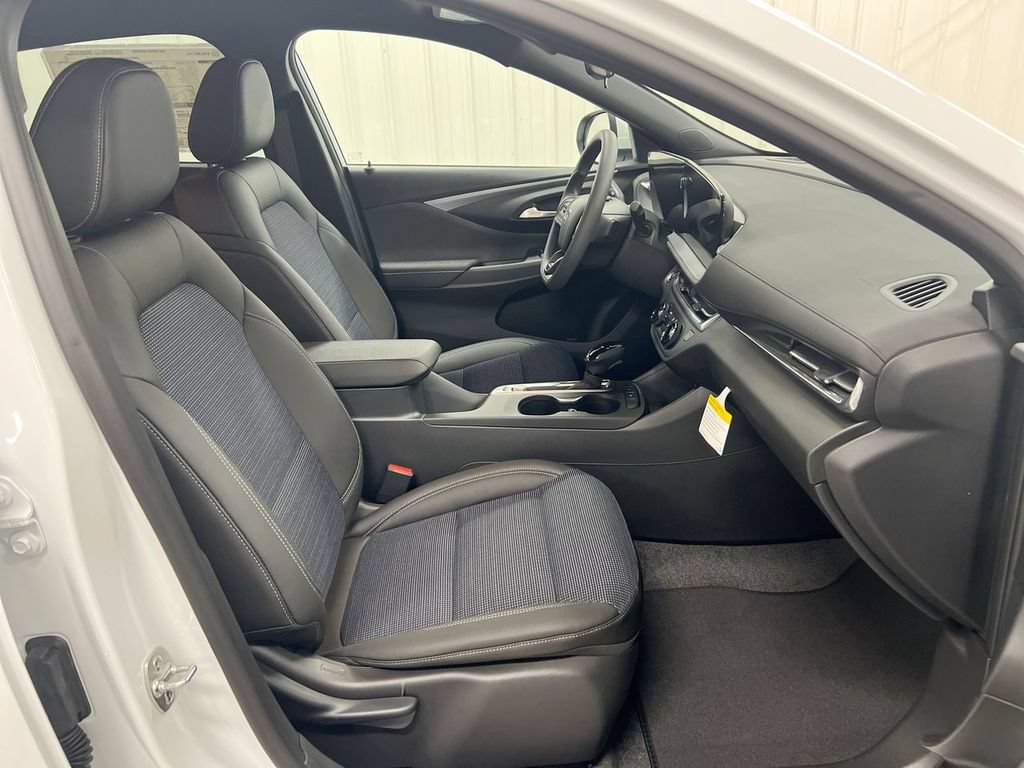 New 2026 Buick Envista Preferred FWD image 21