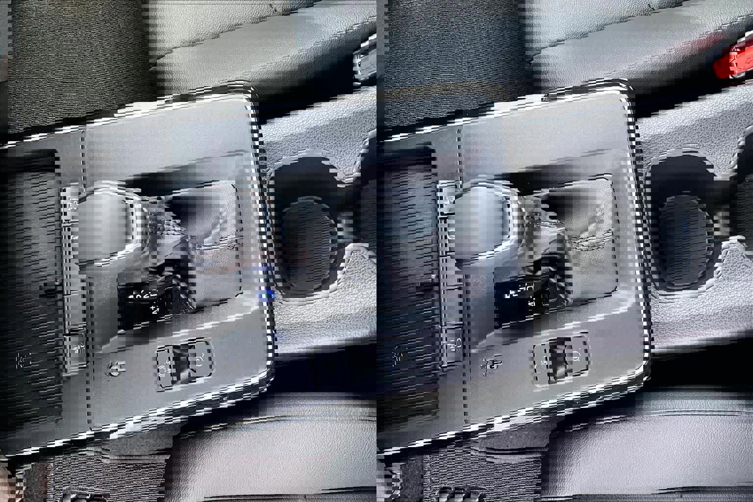 New 2026 Toyota Corolla Cross XLE image 7