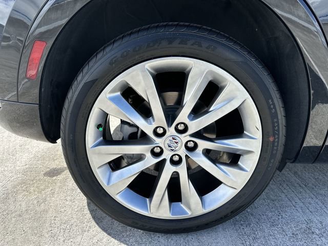 Used 2023 Buick Envision Avenir image 11