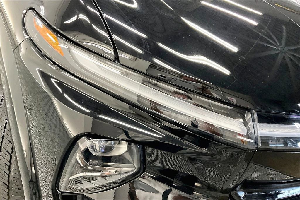 Used 2024 Chevrolet Silverado EV RST AWD/4WD image 26