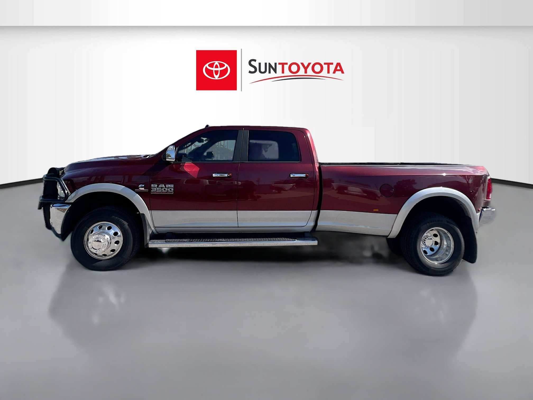 Used 2018 RAM 3500 Laramie AWD/4WD image 7