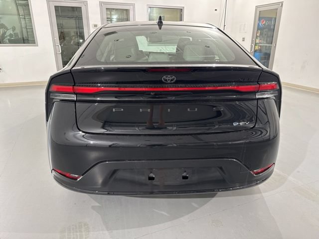 New 2026 Toyota Prius XLE FWD image 7