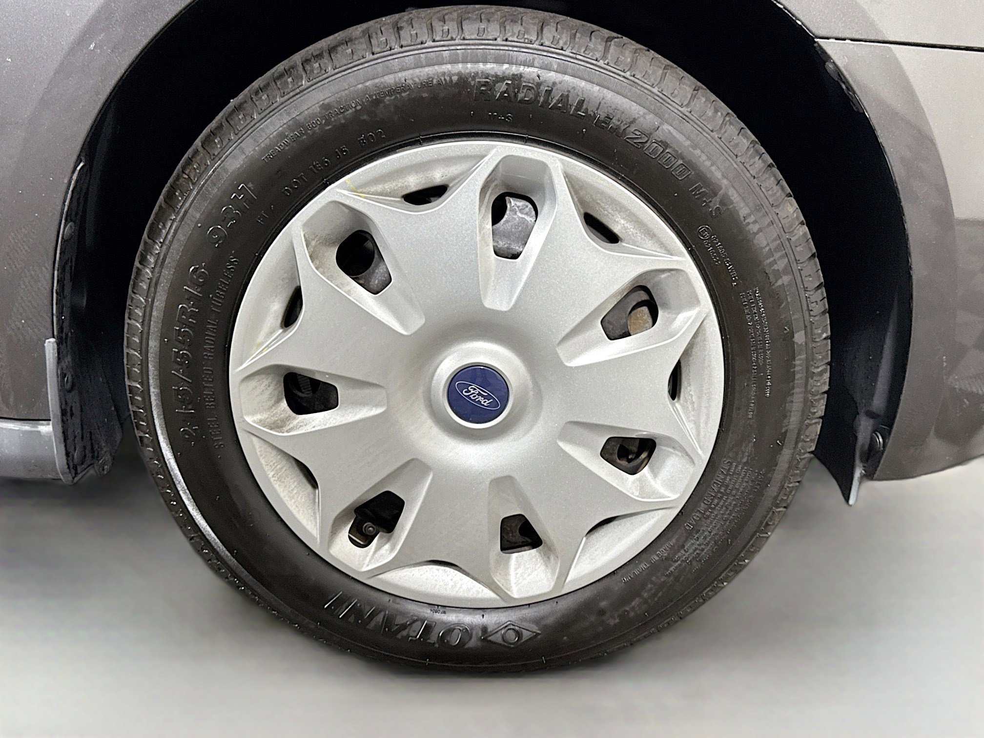 Used 2016 Ford Transit Connect XLT image 31