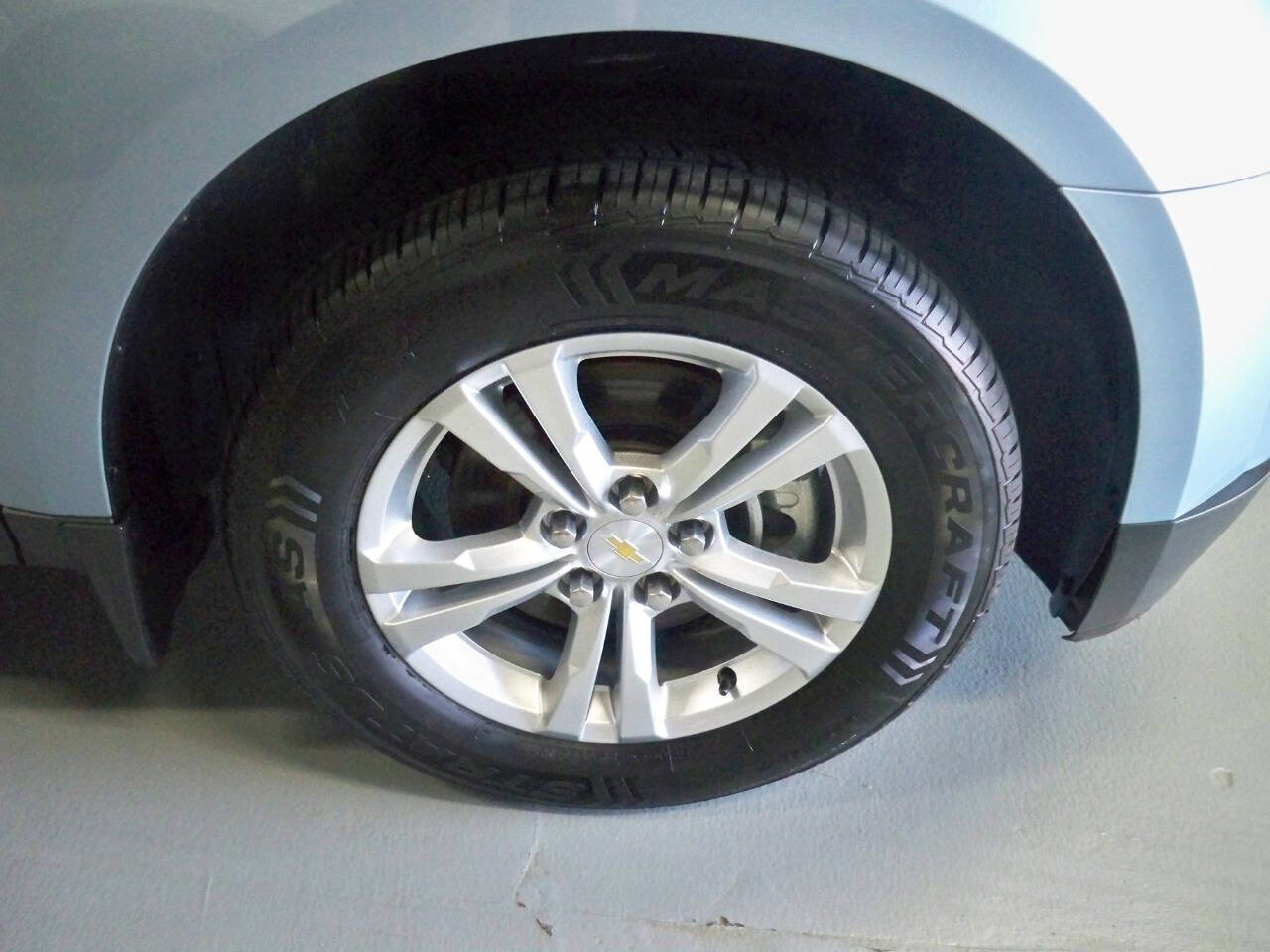 Used 2014 Chevrolet Equinox LS image 9