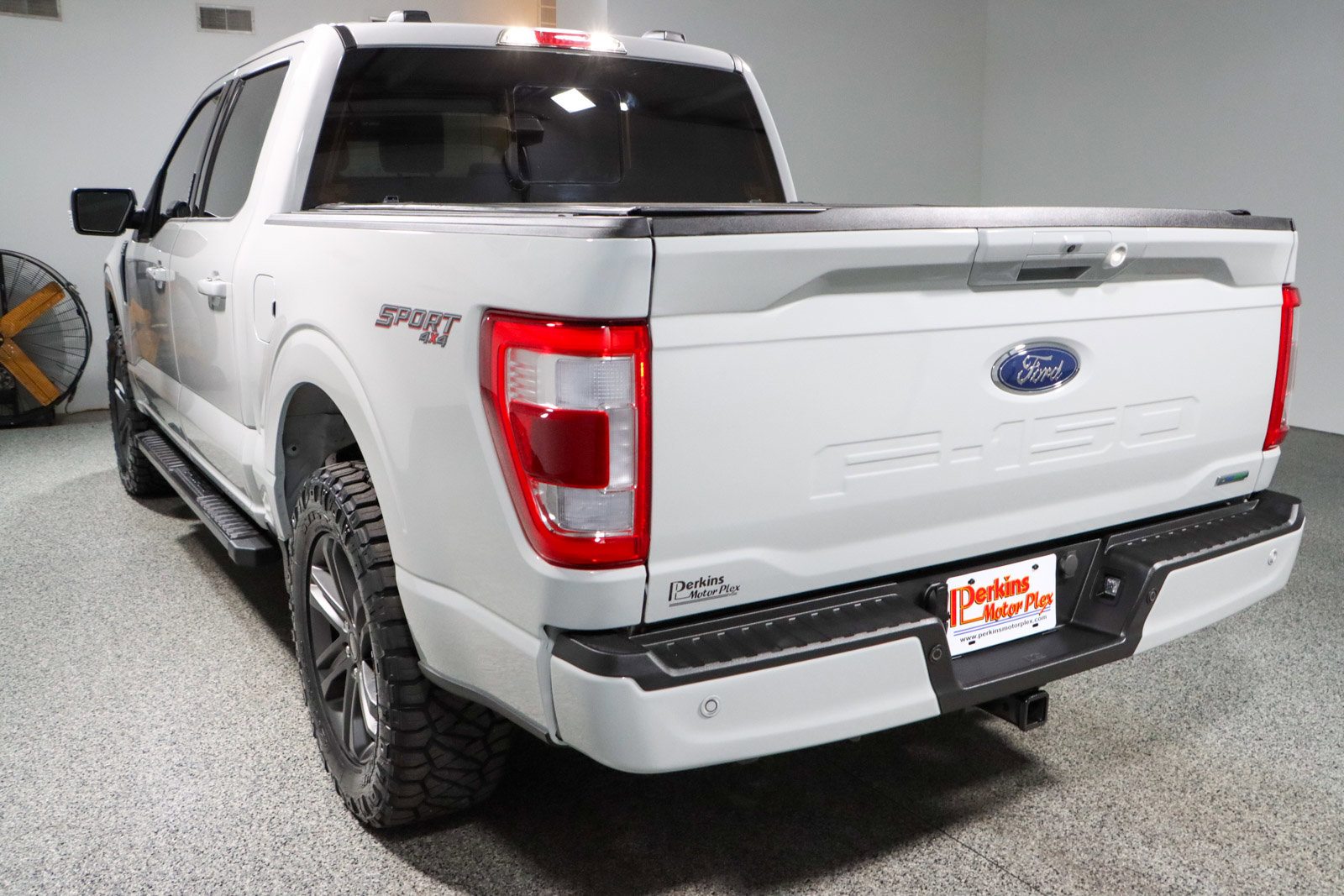 Used 2023 Ford F150 Lariat w/ Equipment Group 502A High image 10