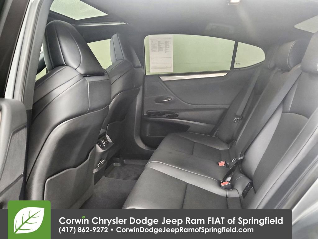 Used 2025 Lexus ES 350 F Sport image 32