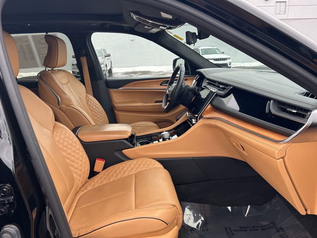 Used 2022 Jeep Grand Cherokee Summit image 19