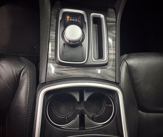 Used 2022 Chrysler 300 Touring L RWD image 35