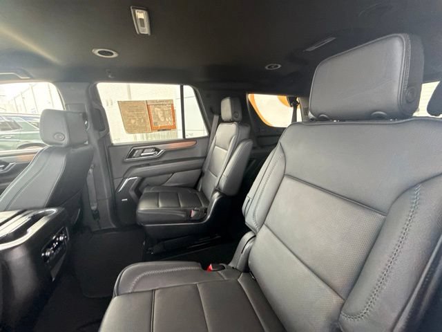 Used 2025 GMC Yukon Denali AWD/4WD image 33