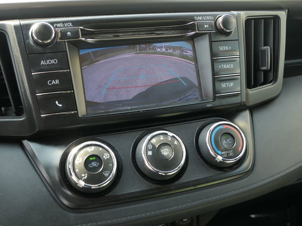 Used 2018 Toyota RAV4 LE w/ All Weather Liner Package FWD image 19