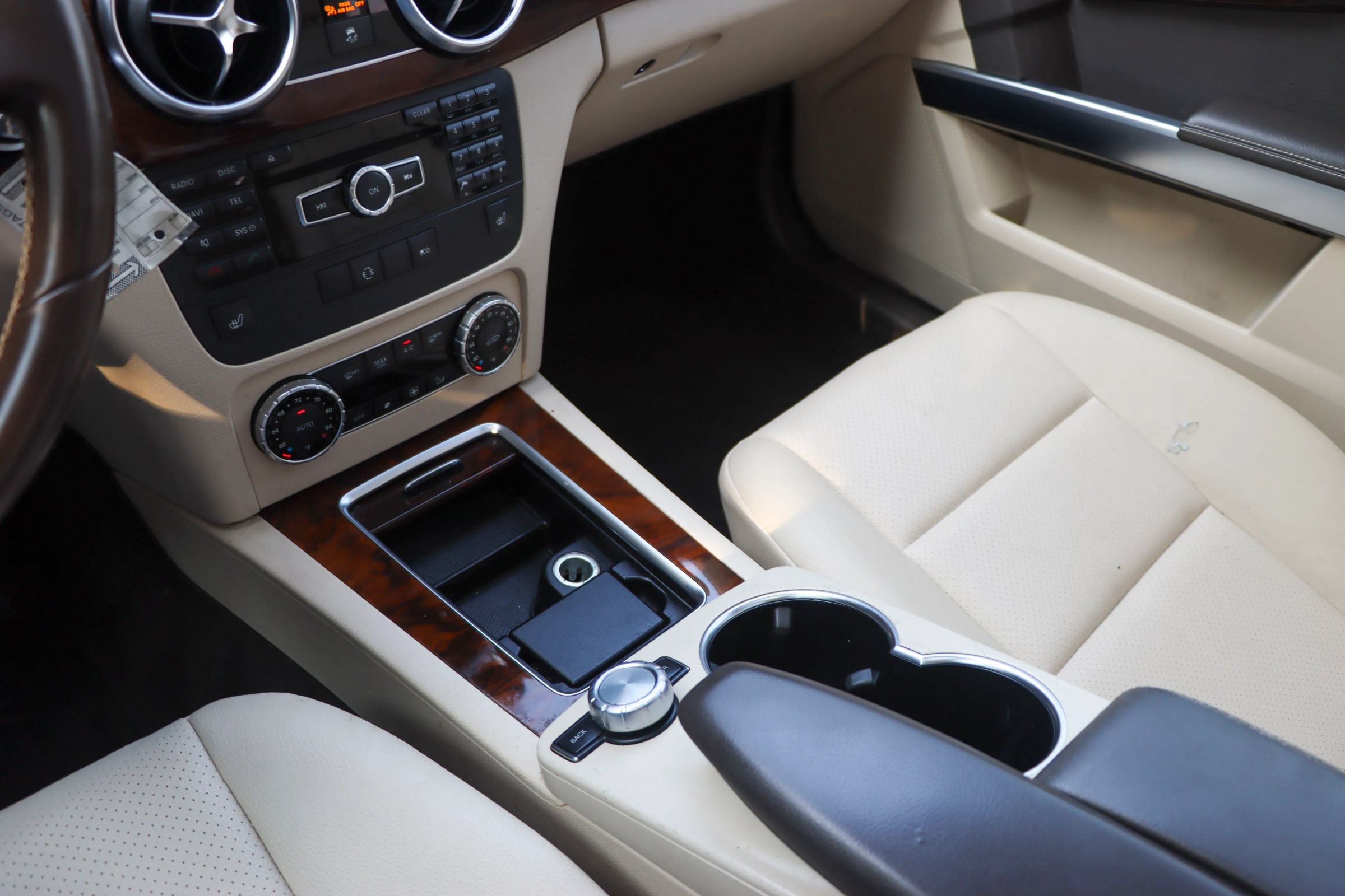 Used 2013 Mercedes-Benz GLK 350 2WD w/ Premium 1 Pkg image 38