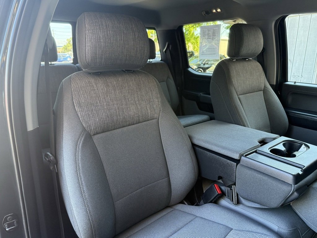 Used 2021 Ford F150 XLT w/ Equipment Group 302A High image 17