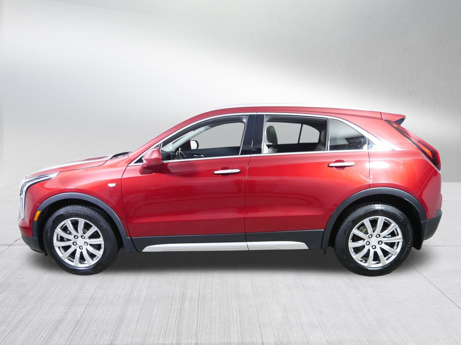 Used 2019 Cadillac XT4 Premium Luxury image 4