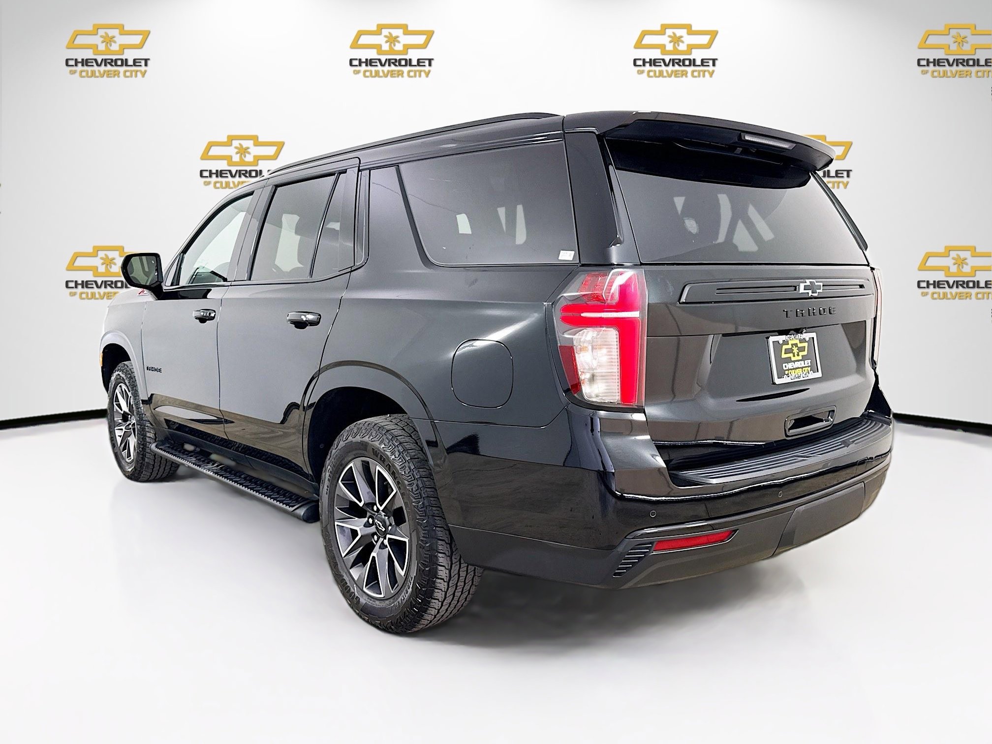 Used 2023 Chevrolet Tahoe Z71 AWD/4WD image 5