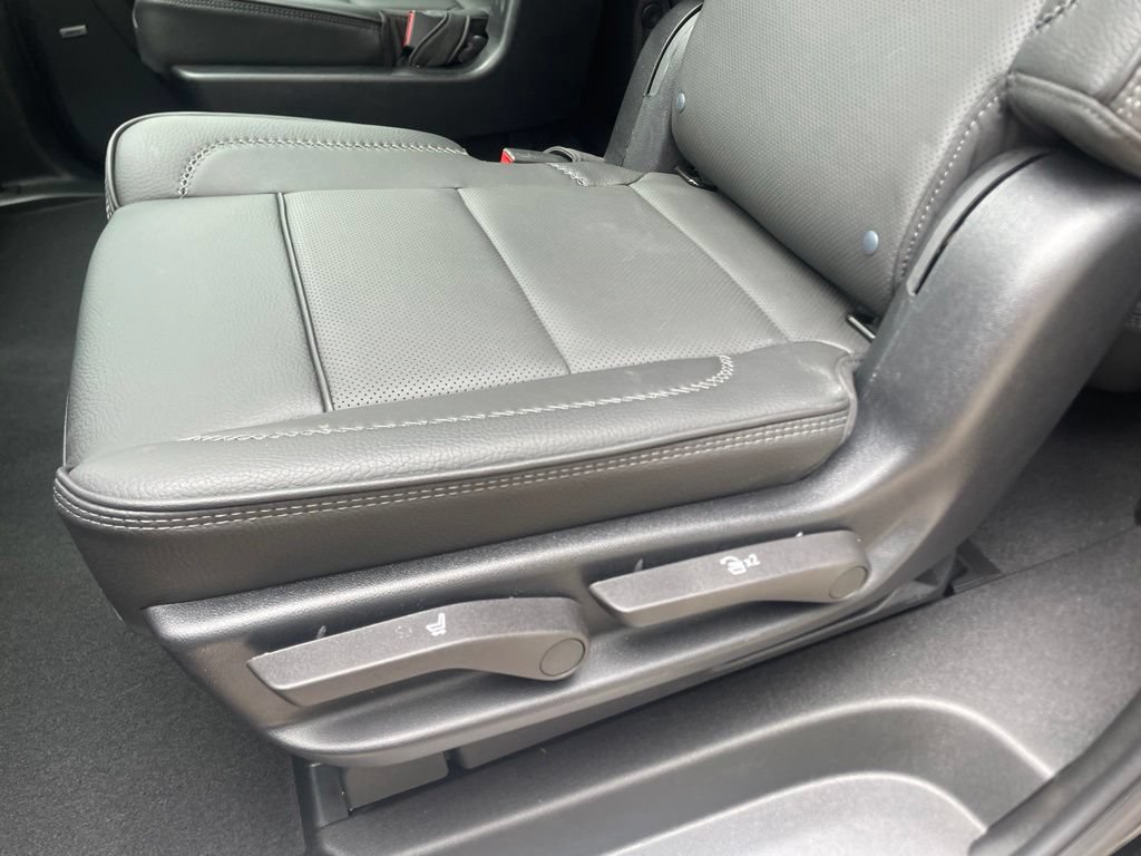 Used 2024 GMC Yukon XL Denali w/ Max Trailering Package AWD/4WD image 41