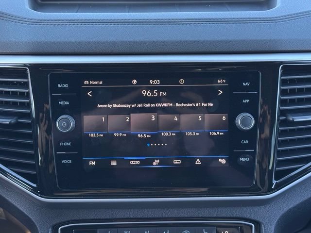 Used 2022 Volkswagen Atlas Cross Sport SEL R-Line AWD/4WD image 3